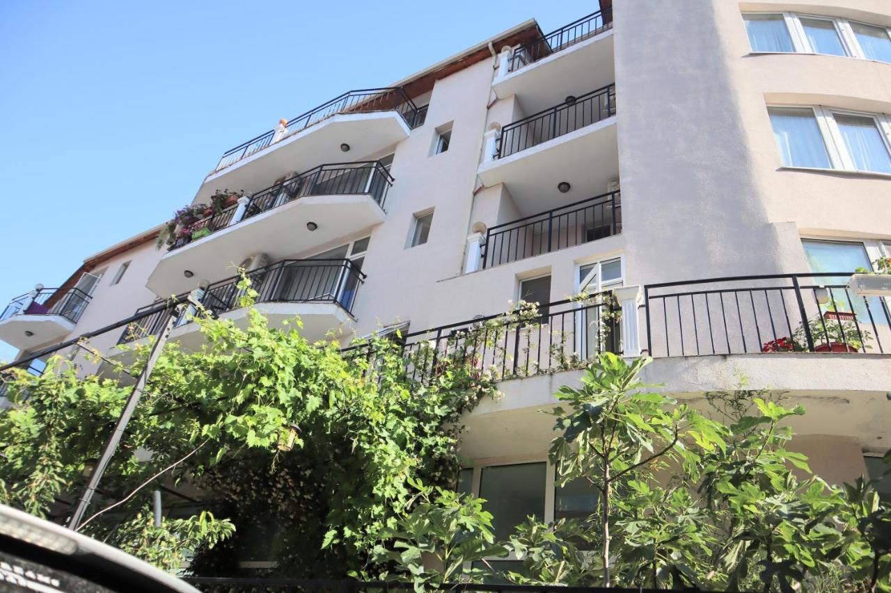 Къща За Гости "Arawana" Sunny Beach Exterior foto