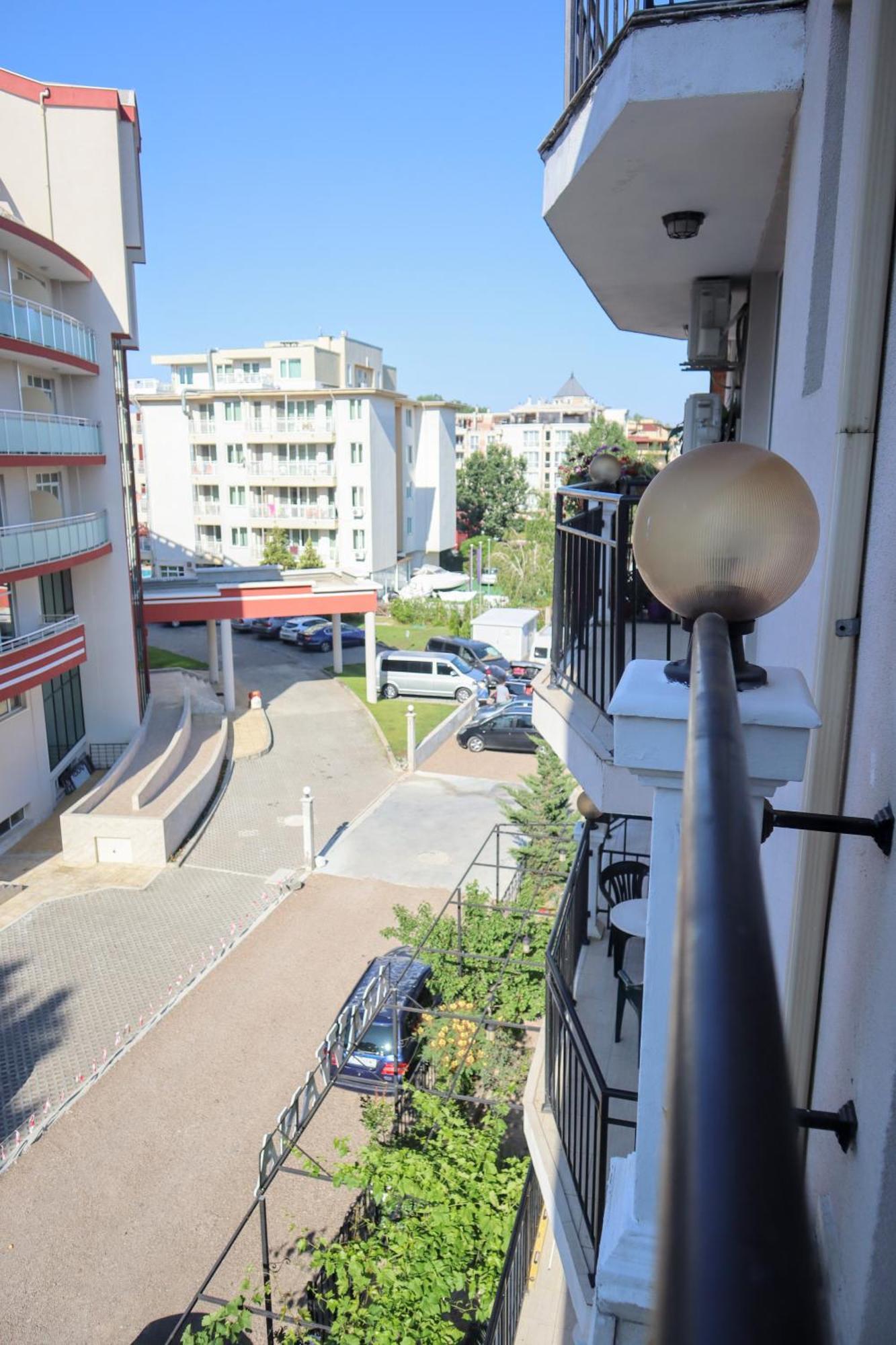 Къща За Гости "Arawana" Sunny Beach Exterior foto